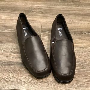 NEW‎ Hush Puppies® "Heaven" Women’s Slip-On Comfort Leather Shoes 10